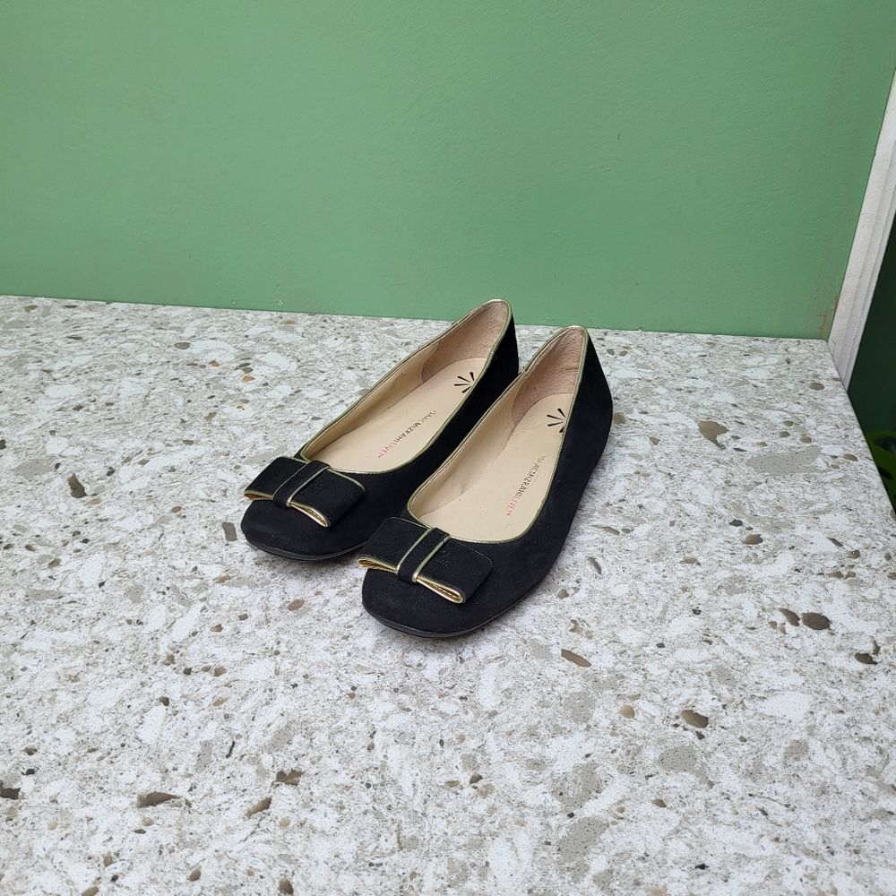 NEW Isaac Mizerahi Suede Ballet  Flats - Size 7.5
